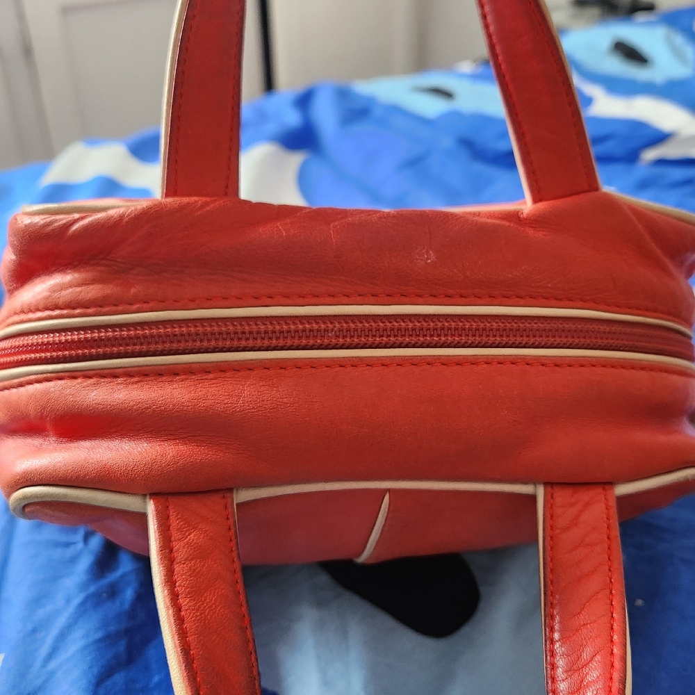 Loewe Red Leather Women's Bag - Picture 3 of 8